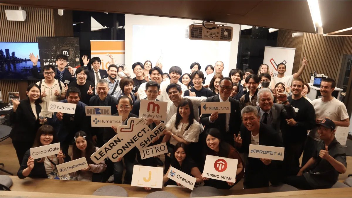 Group photo with Taiwanese and Japanese partners at Taiwan Innovation Night 2024, Tokyo